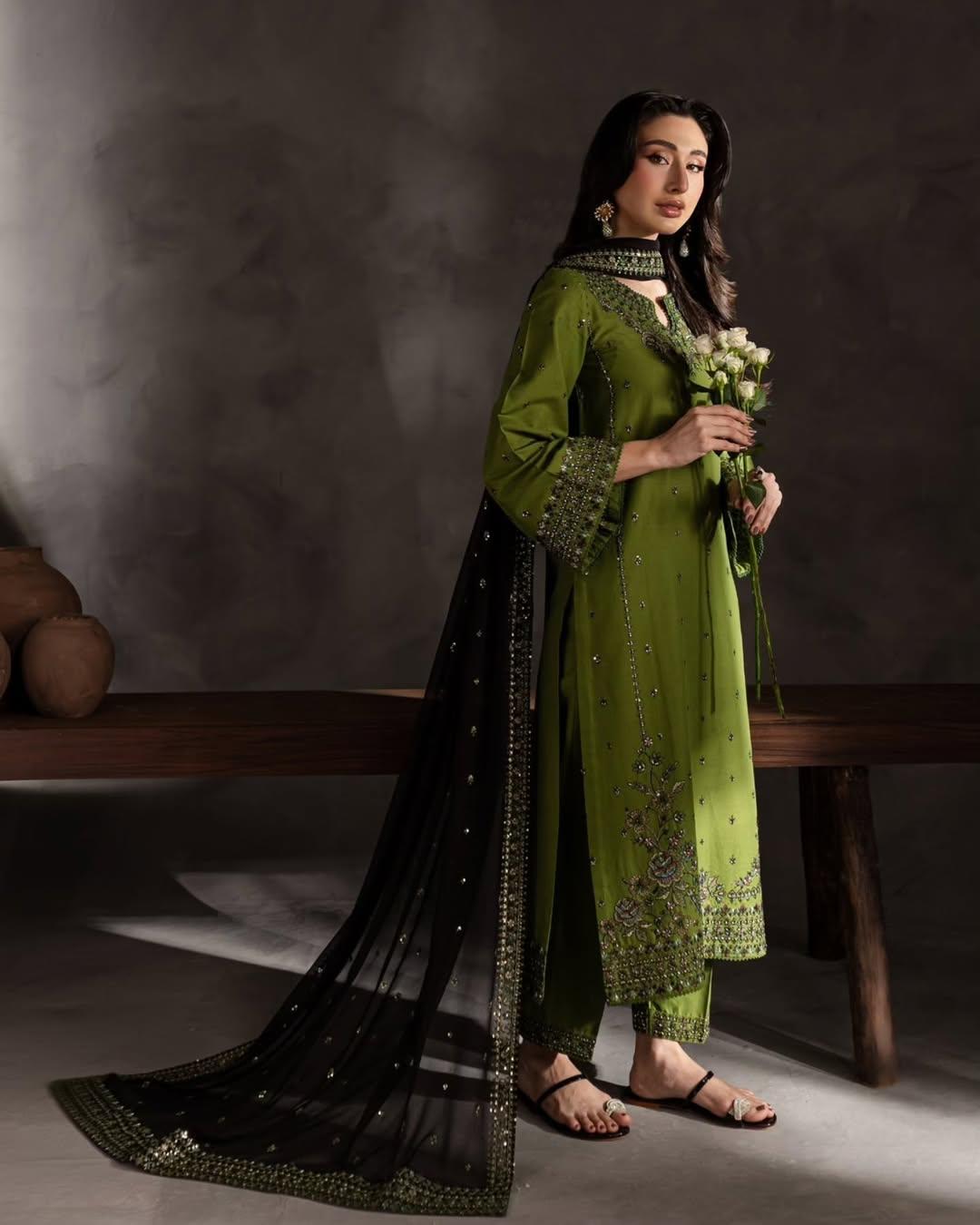 EZZA-3PC(EMB)