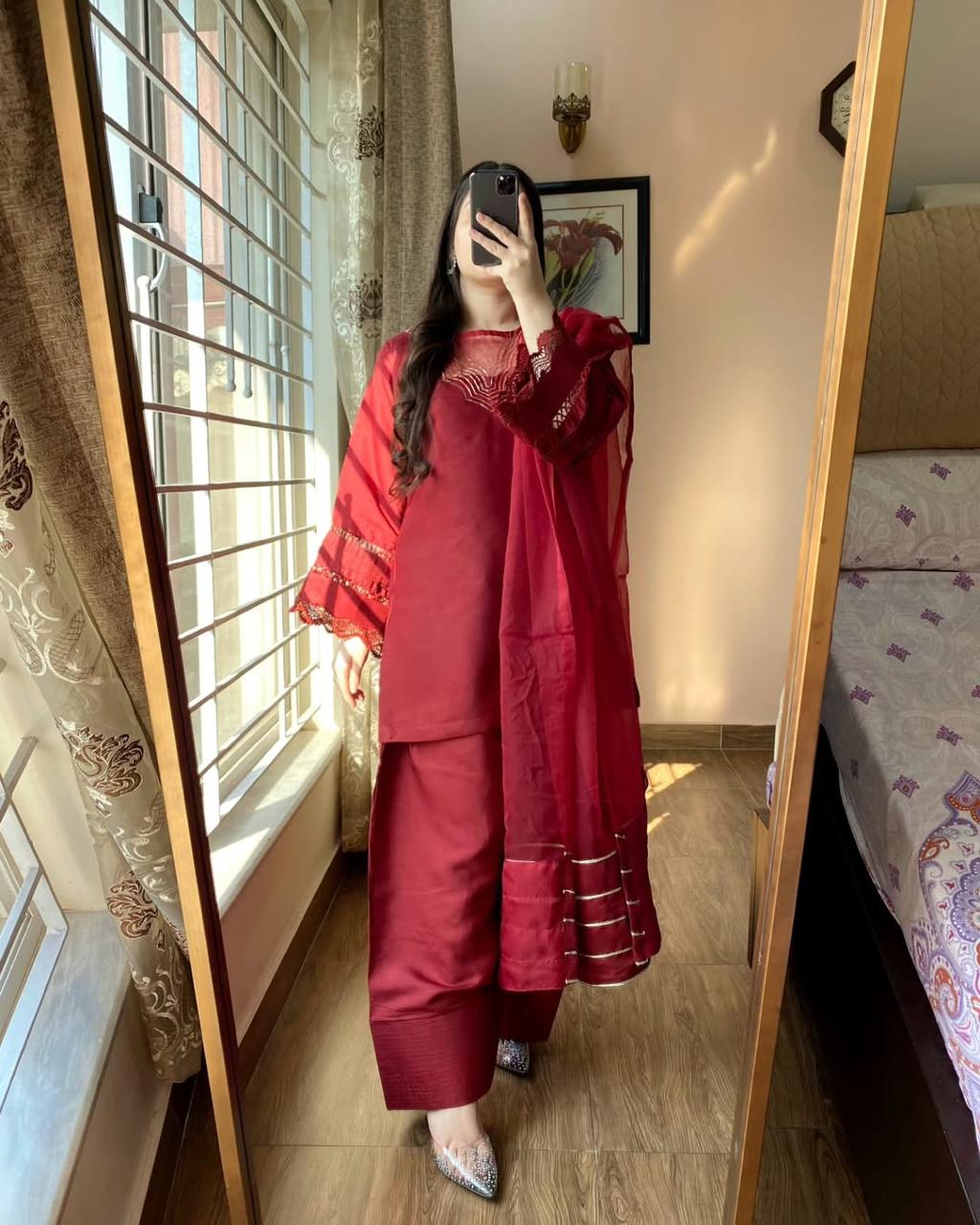 MAHNOOR-3PC(EMB)