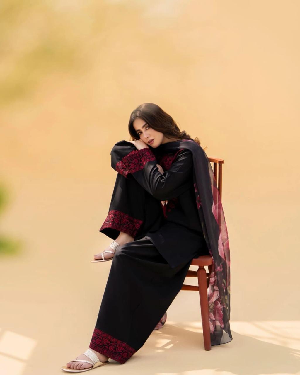 ZAROON LAWN (FARSHI SHALWAR)-3PC