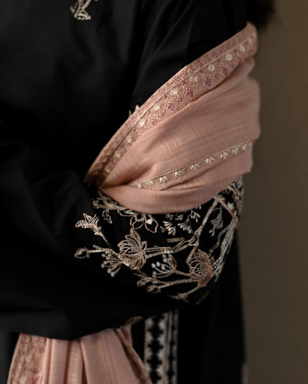 ZAIB LUXURY (FARSHI SHALWAR)-2PC(EMB)