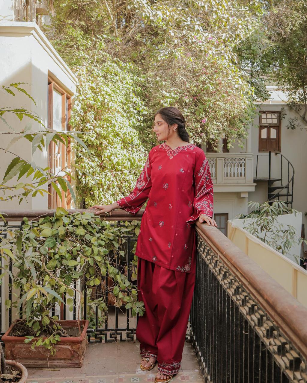 NISHA CO-ORD SET (FARSHI SHALWAR)-2PC(EMB)