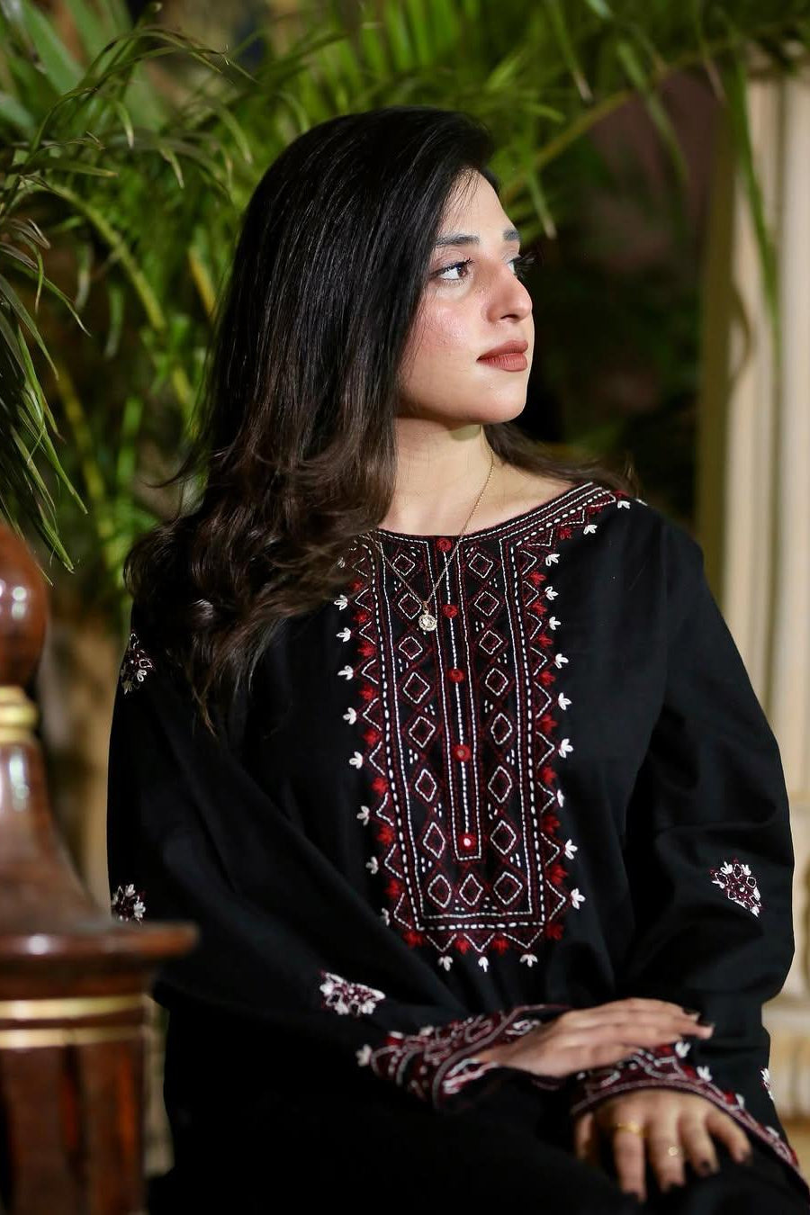 BLACK LUXE-2PC(EMB)