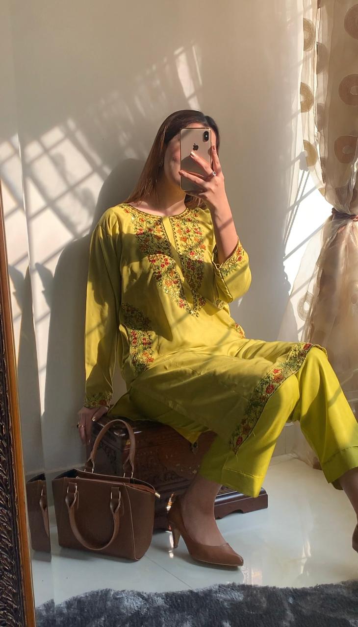 Pocket Sequence Embroidery 2pcs (𝐋𝐢𝐦𝐢𝐭𝐞𝐝 𝐒𝐭𝐨𝐜𝐤!)