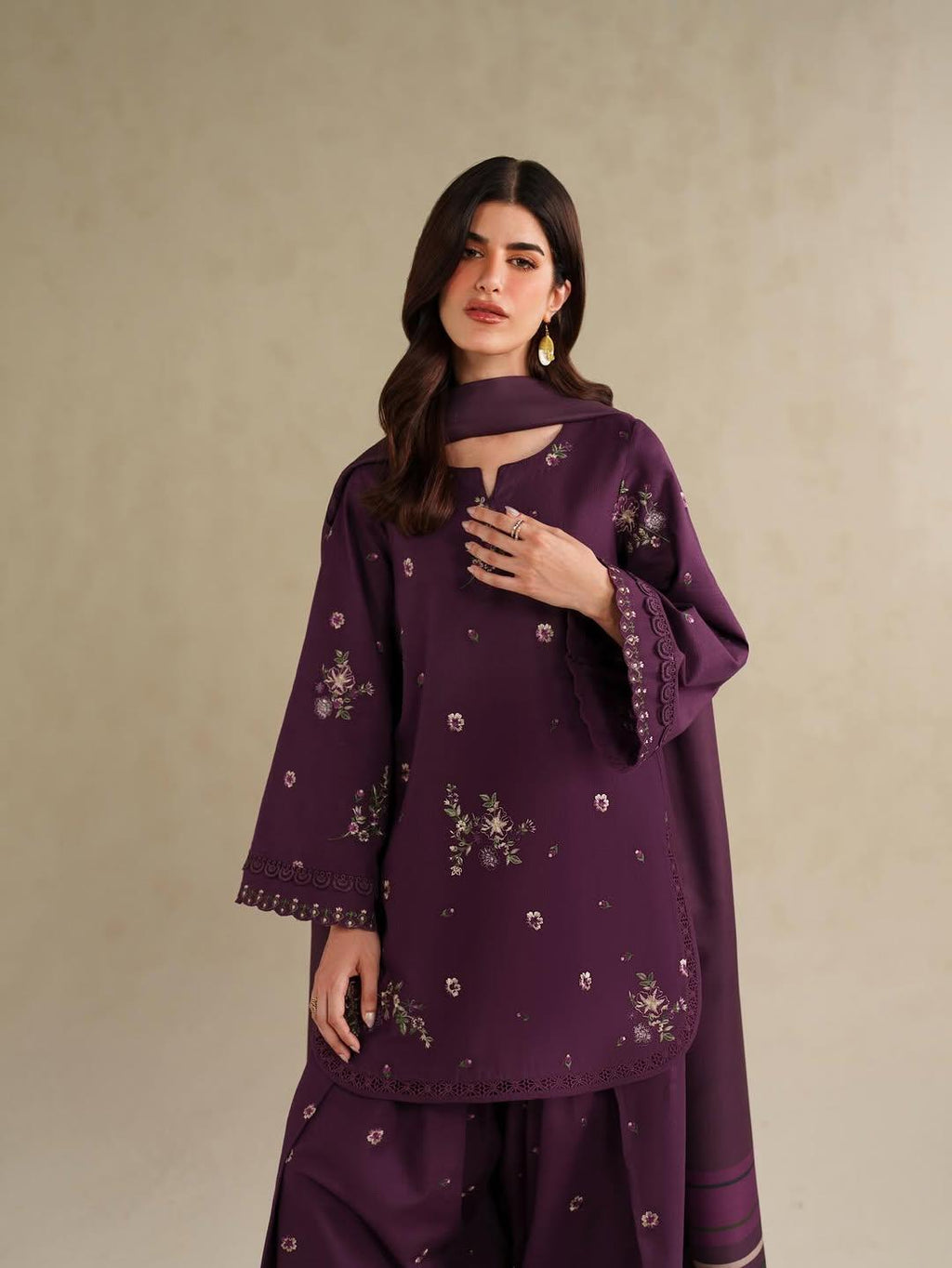IZNIK SHAWL-3PC(EMB)