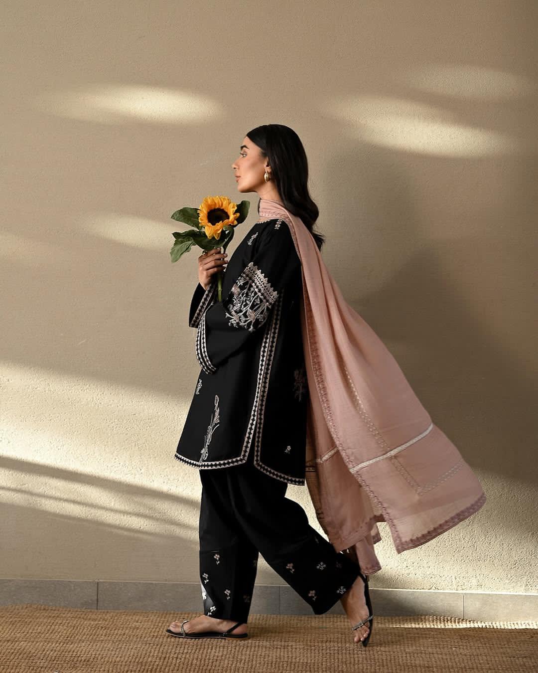 ZAIB LUXURY (FARSHI SHALWAR)-2PC(EMB)