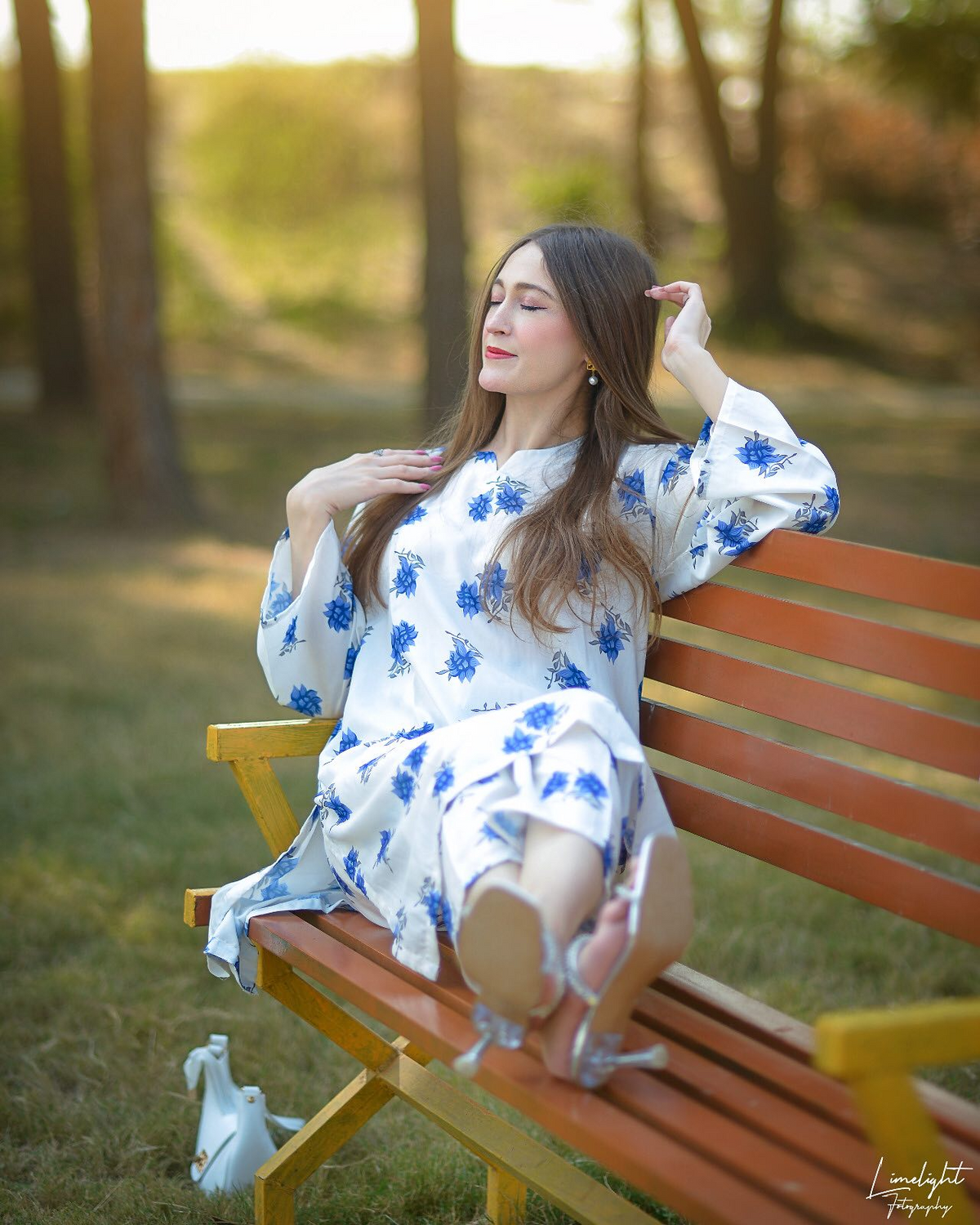 WHITE & BLUE GARDEN-2PC