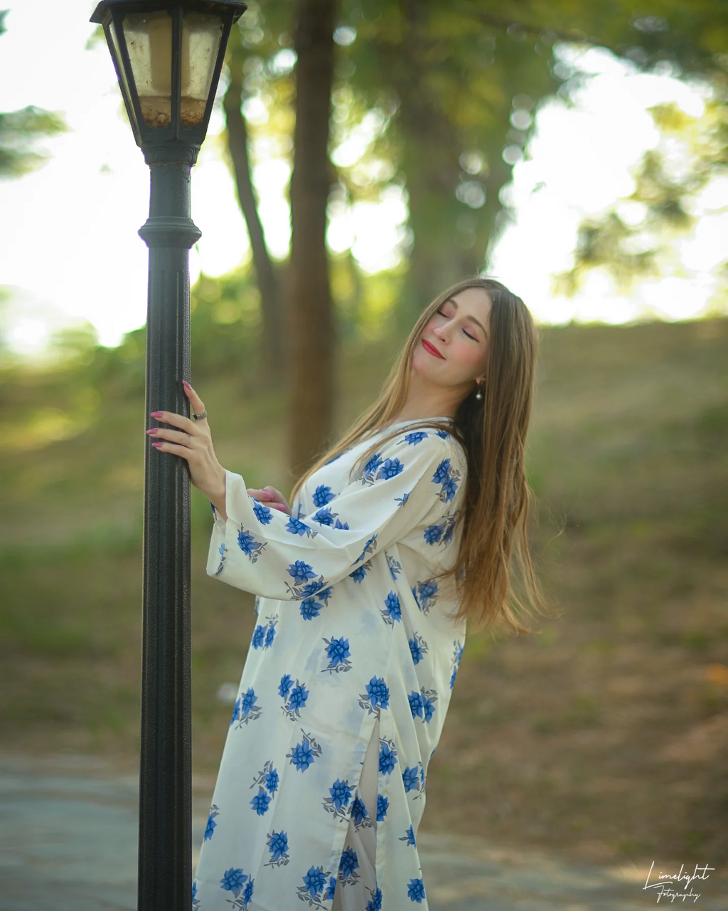 WHITE & BLUE GARDEN-2PC
