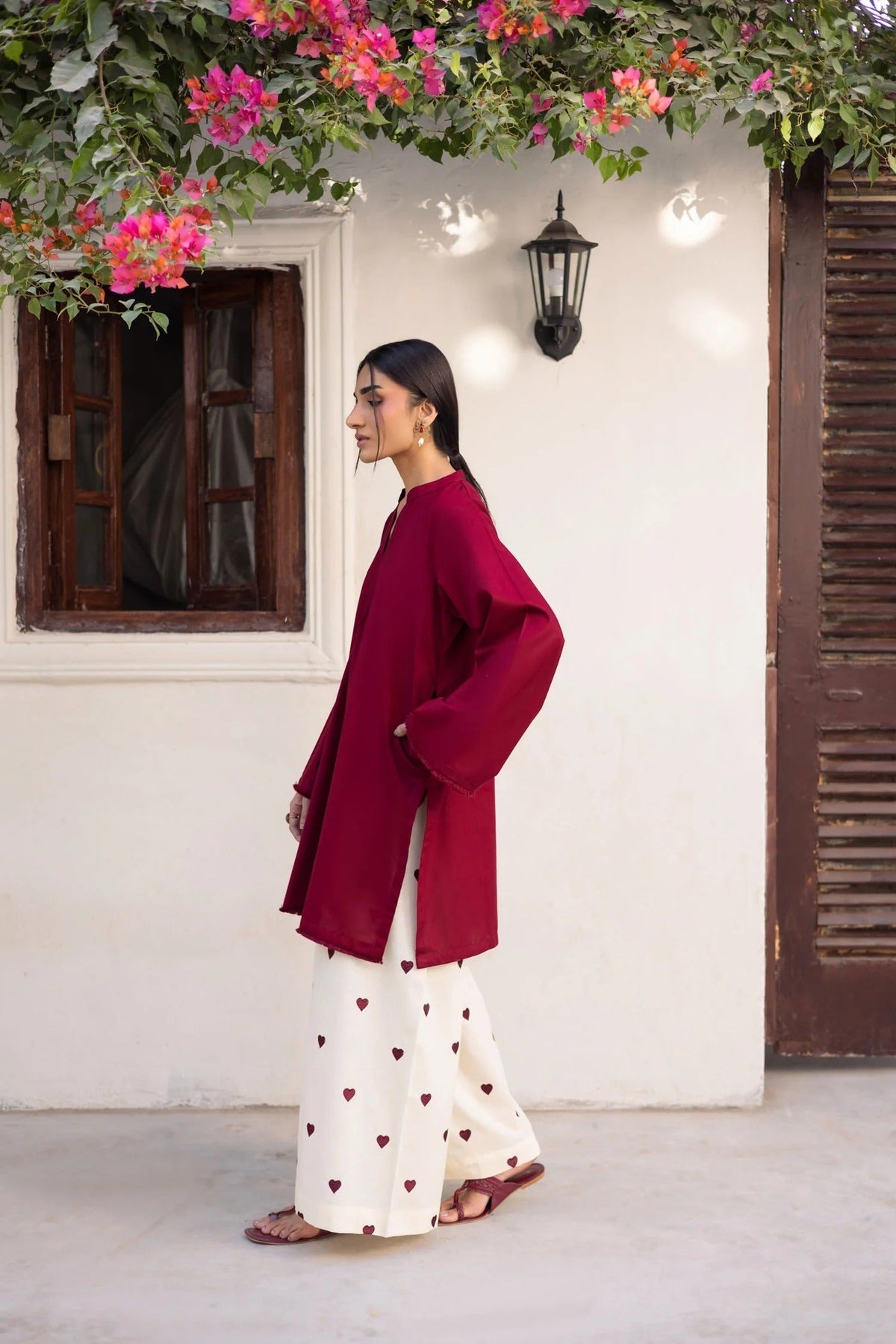 ZARIAH-2PC(EMB)