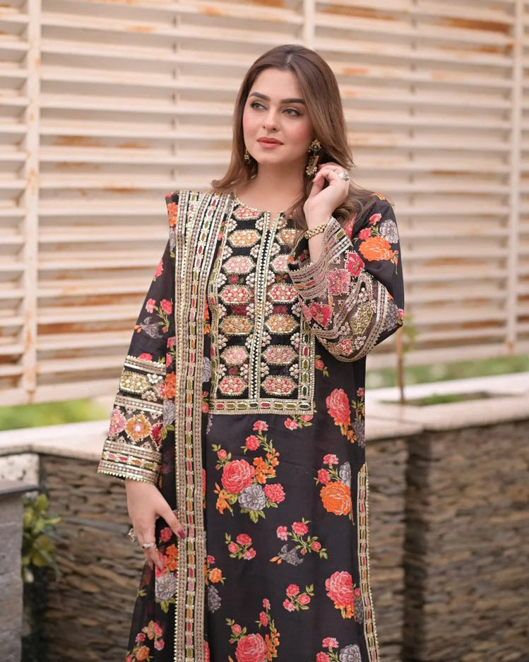 KAREENA-3PC(EMB)