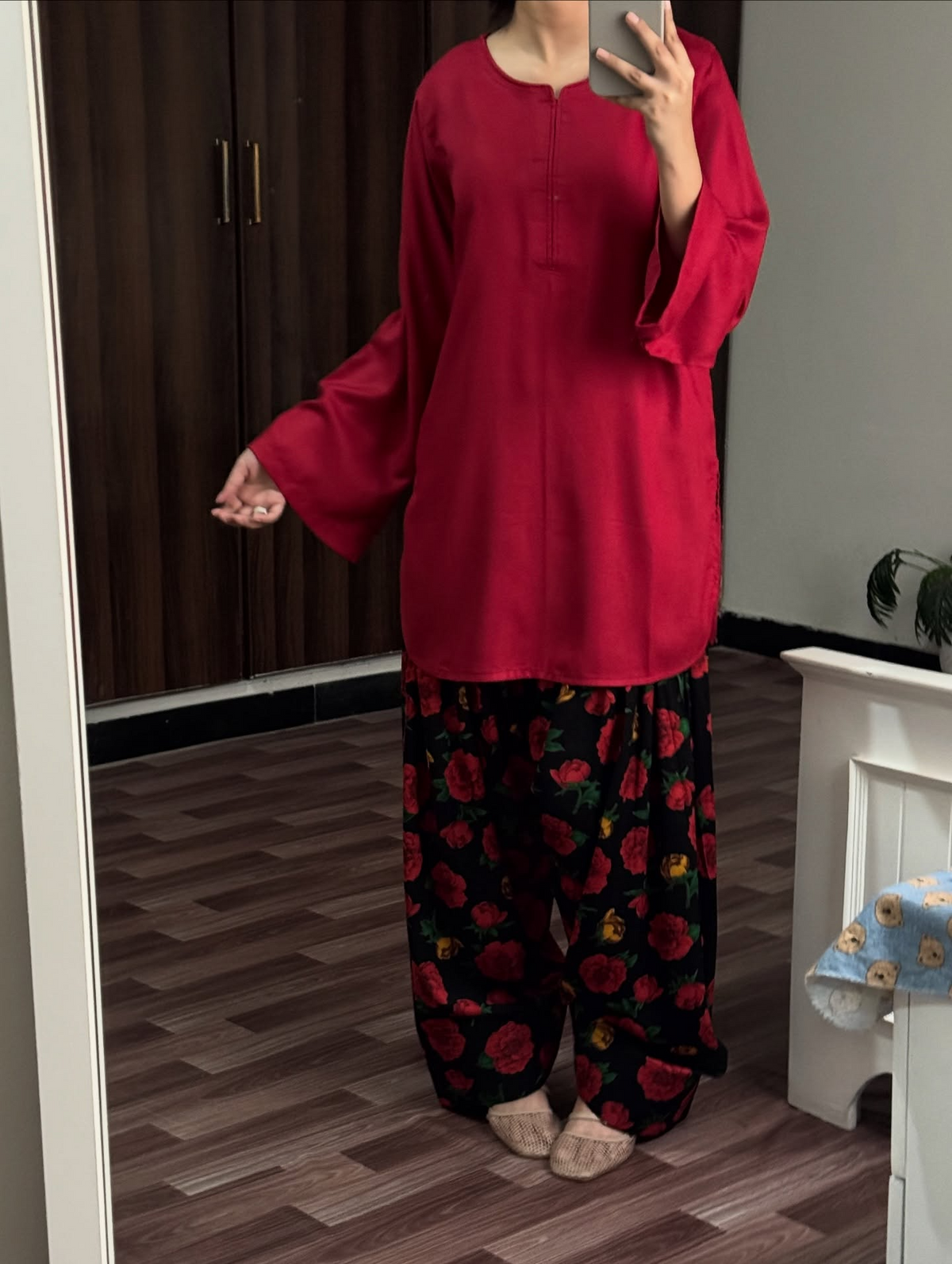 ZAREEN (FARSHI SHALWAR)-2PC