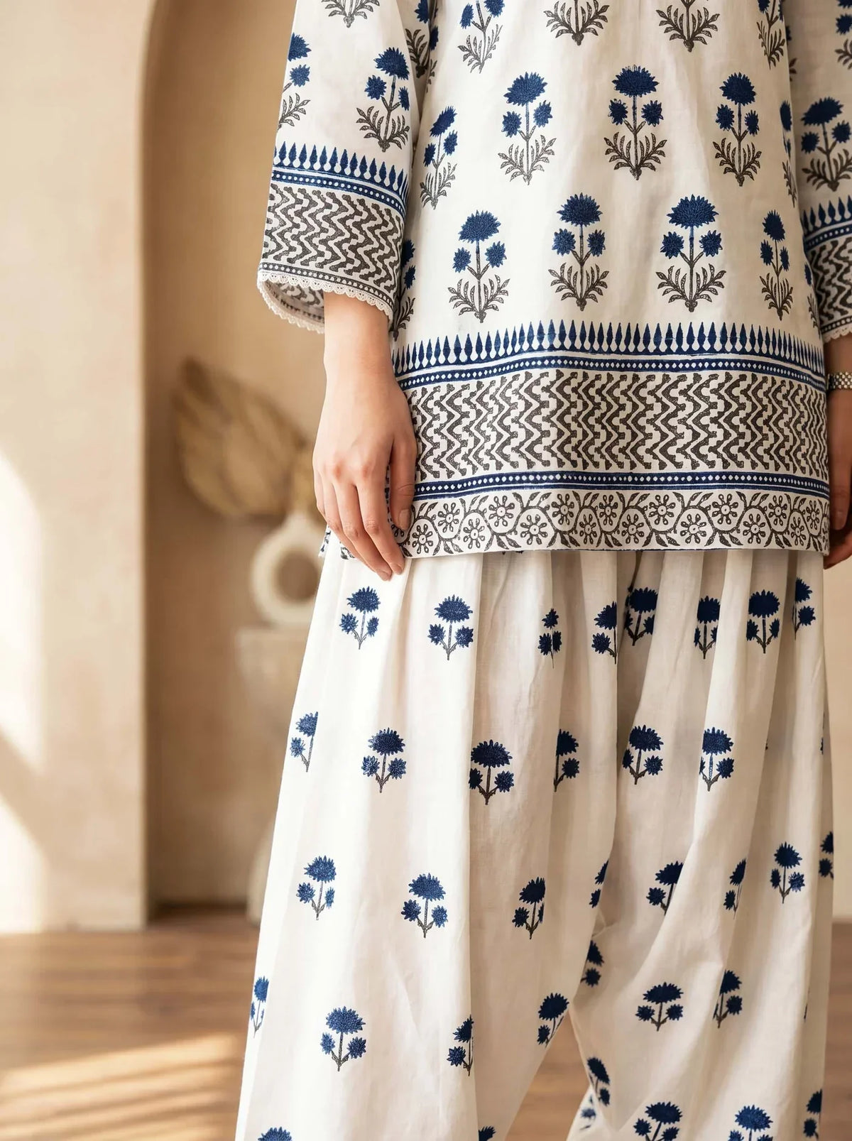 INDIGO BLOOM-2PC