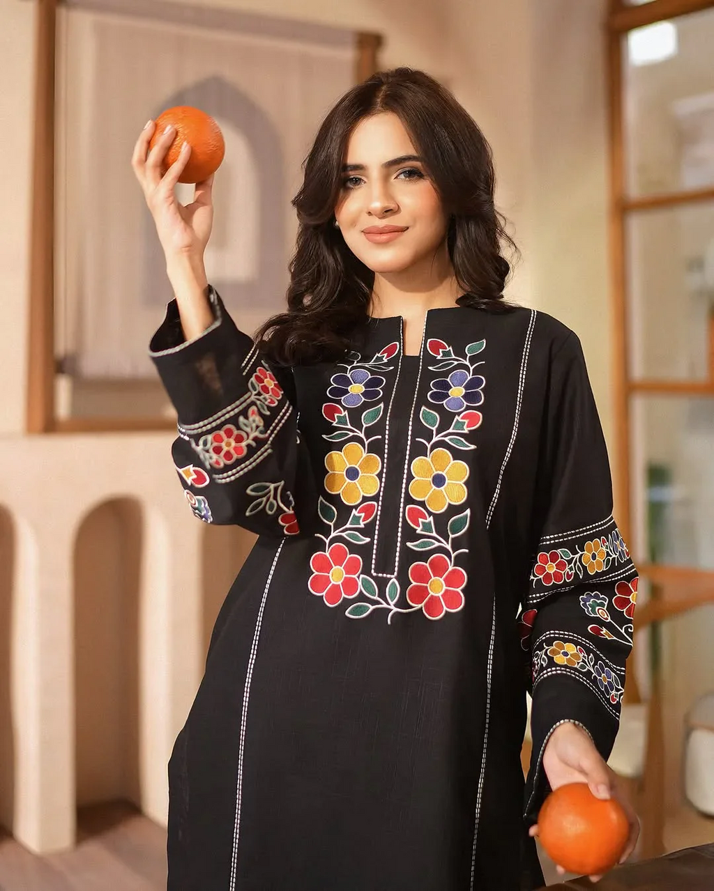 MAYA BLACK-2PC(EMB)