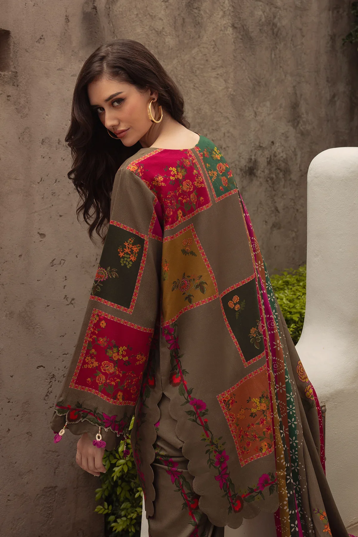 SUNDOORI 3PC PRINTED SUIT