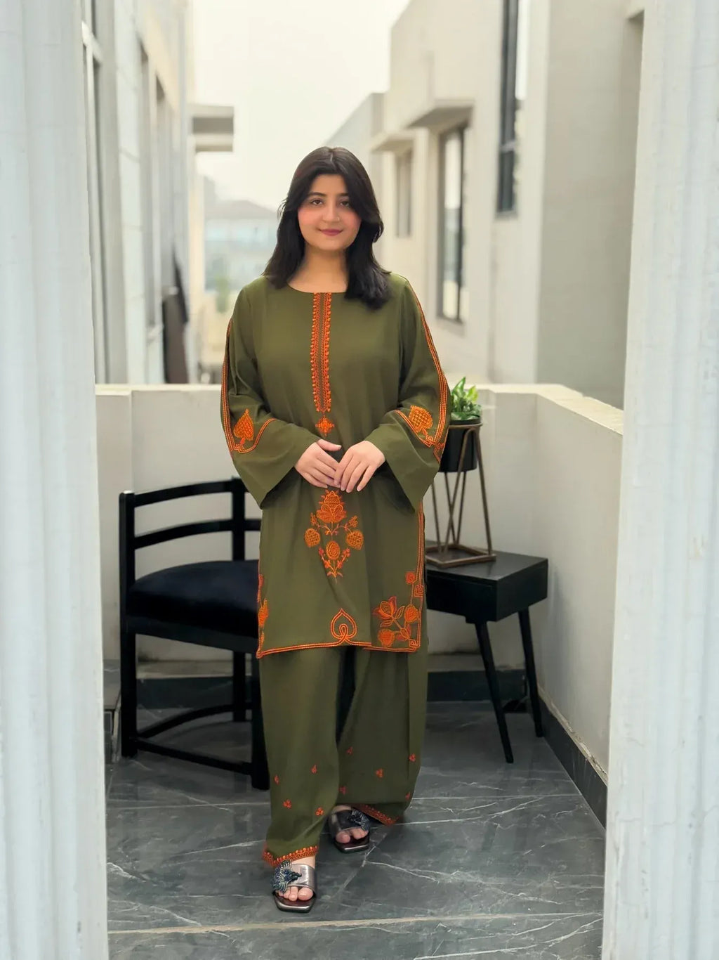 UMZAY LEAF GREEN-2PC(EMB)